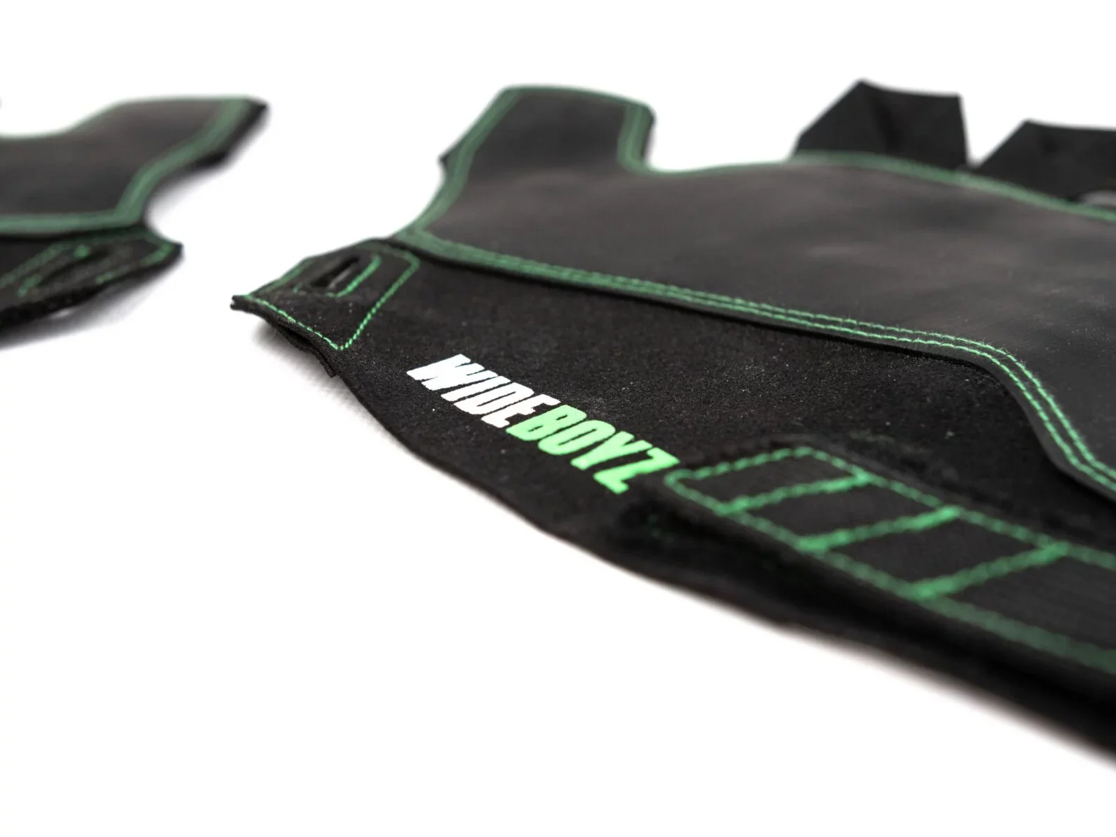 Crack Gloves - Image 6