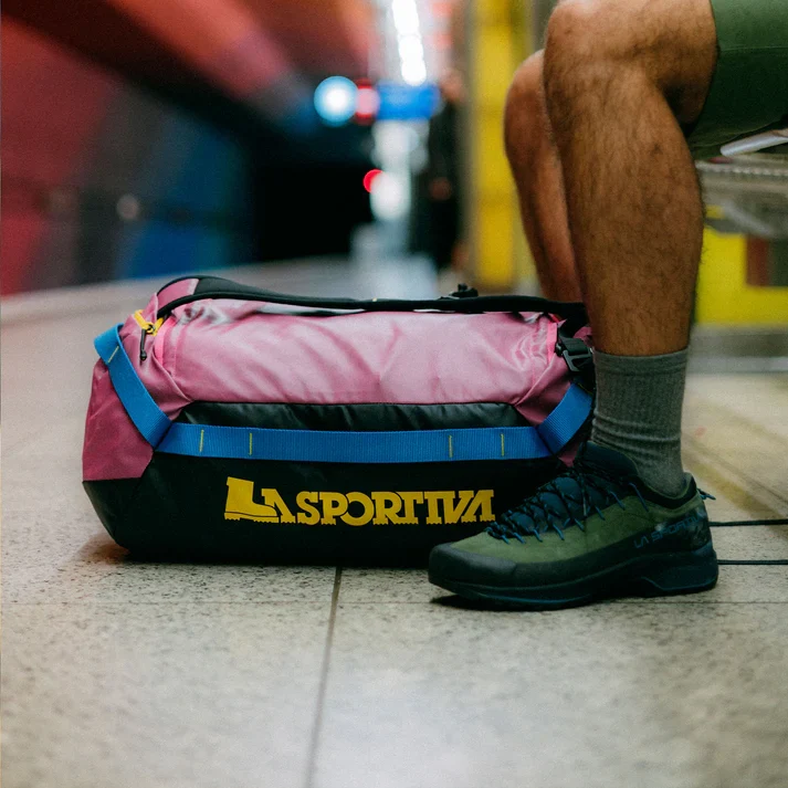 Nomad 40 Duffel Bag - Image 7